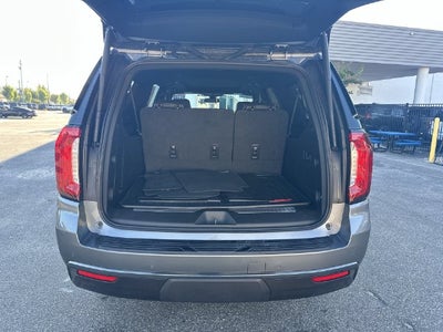 2022 GMC Yukon XL AT4
