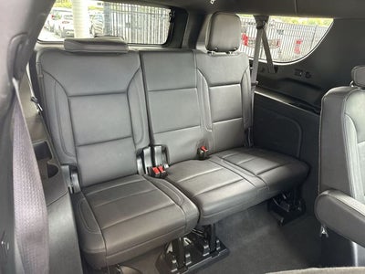 2024 Chevrolet Suburban LT