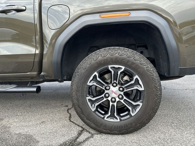 2024 GMC Canyon AT4