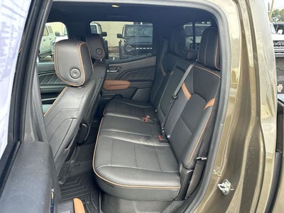 2024 GMC Canyon AT4