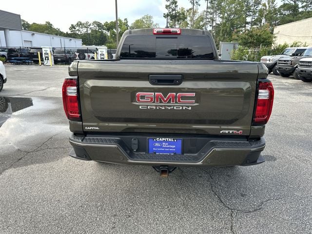 2024 GMC Canyon AT4