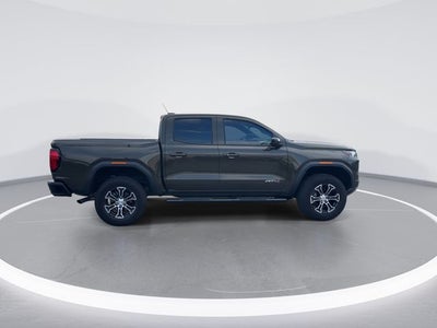 2024 GMC Canyon AT4