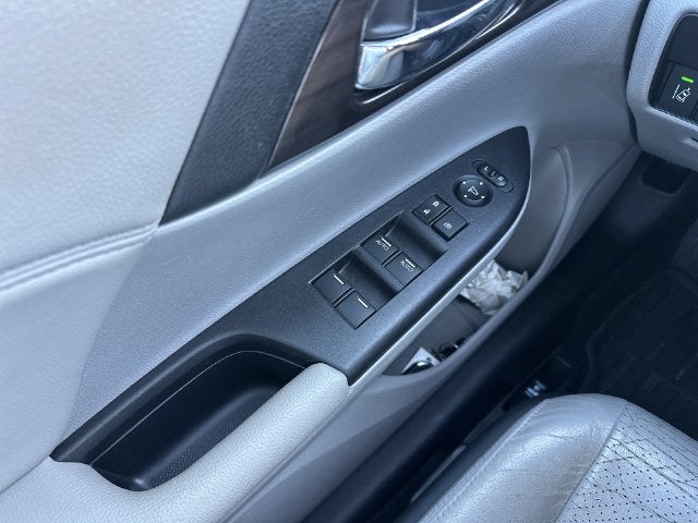 2017 Honda Accord EX-L w/Navigation and Honda Sensing