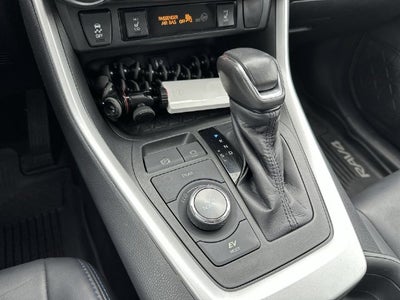 2019 Toyota RAV4 Hybrid XSE