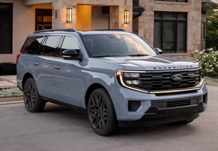 Ford Expedition for Lease Near Jacksonville, NC